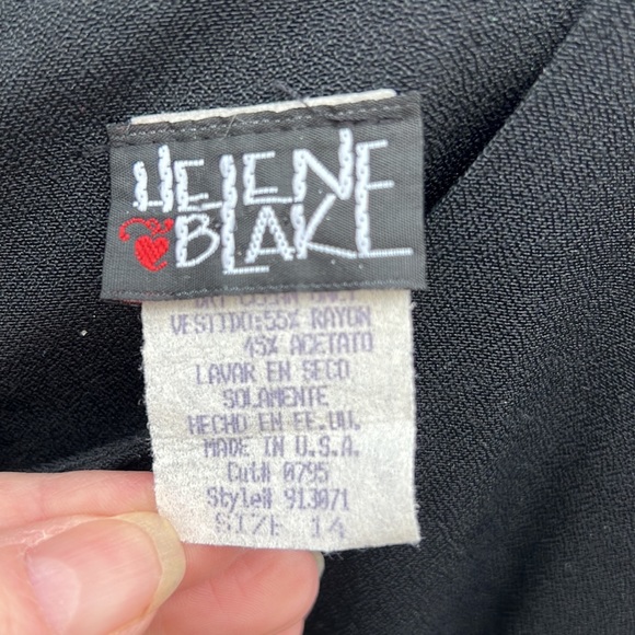 Black Dress With Lace Jacket - Picture 5 of 11